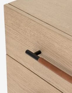 Avalon Wide 6-Drawer Dresser -VIAN Furniture Shop 109065 002 det 7 60e6b640 d0dd 428a a25b c3783be2d0c3