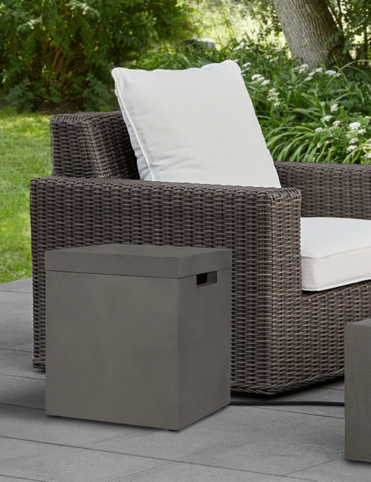 Auberon Propane Tank Cover 4 Auberon Propane Tank Cover - Image 2