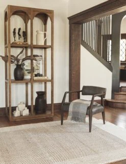 Reyn Bookcase -VIAN Furniture Shop 20200826 holiday4194 site crop 2