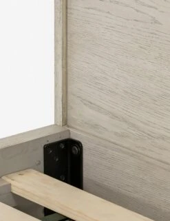 Effie Platform Bed -VIAN Furniture Shop 224423 001 DET 2