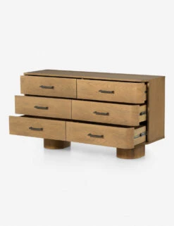 Cyrus Dresser -VIAN Furniture Shop 226604 002 OPN 1