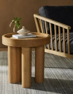 McNamara Side Table -VIAN Furniture Shop 229650 002 HOV 1