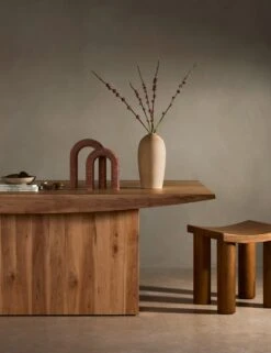 Hamer Dining Table -VIAN Furniture Shop 230386 001 ESS 1