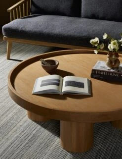 McNamara Coffee Table -VIAN Furniture Shop 230672 001 HOV 1