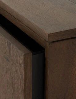 Genoa Nightstand -VIAN Furniture Shop 235875 001 DET 7