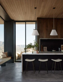 Svetta Counter Stool -VIAN Furniture Shop CounterStoolEmpties 1379 Stools SITECROP 16fd1b55 f15c 4f74 969a e51a0d6a8e7f