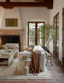 Zeren Sofa -VIAN Furniture Shop LivingRoom1 05501 V1 SITECROP