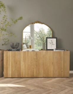 Siegel Sideboard -VIAN Furniture Shop PlankSideboard TulcaWall Gold 1521 SITECROP f0936684 0c66 455a b4ef 2729e09b02c6