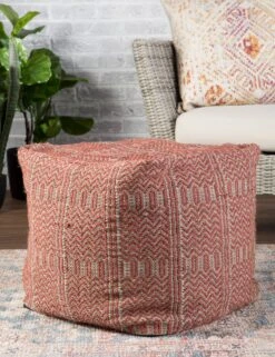 Tindra Indoor / Outdoor Pouf -VIAN Furniture Shop RNK03 1