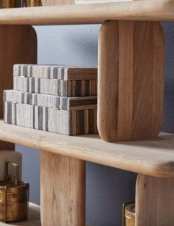 Nera Bookcase -VIAN Furniture Shop lvr00334 3 crop 8719f5a5 93c6 4354 8177 c267084c7659